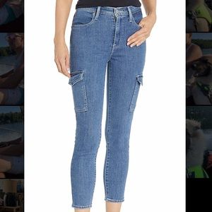 NWT Levis Cargo Jeans